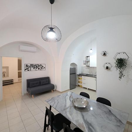Appartamenti Via Del Muro Antico Sannicandro di Bari Esterno foto